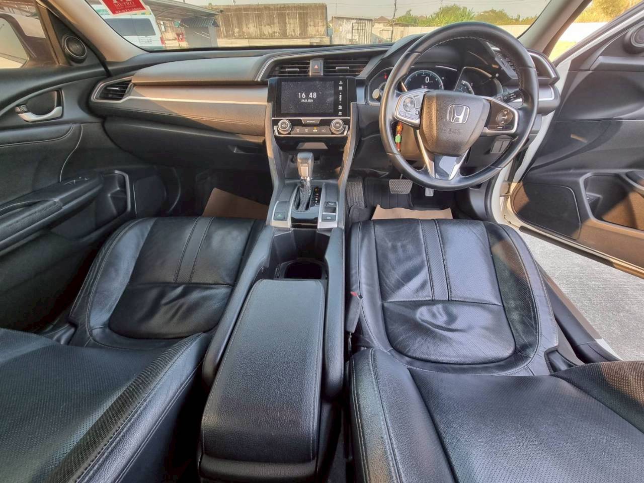 LINE_ALBUM_Honda Civic FC 1_20260905161321.jpg